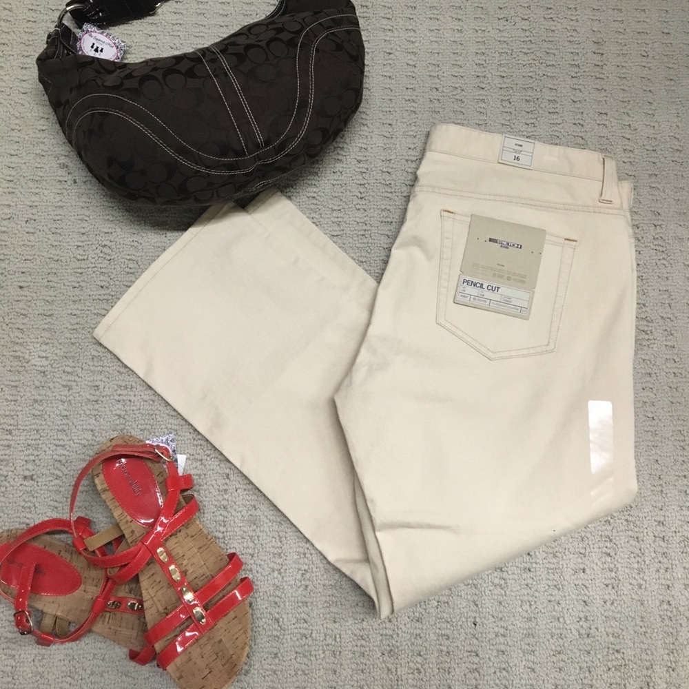 NEW Gap stone Pencil Cut jeans